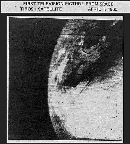 NASA’s first television picture of Earth from spaceThis NASA image was taken on April 1, 1960 by TIROS 1. This was the first television picture of Earth from space. Credit: NASATo learn more about this image go to: www.nasa.gov/topics/earth/features/tiros1-50th.html(via NASA Goddard Photo and Video)