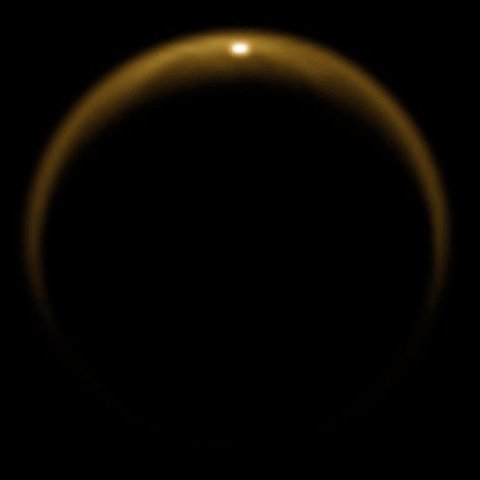 File:PIA12481 Titan specular reflection.jpg